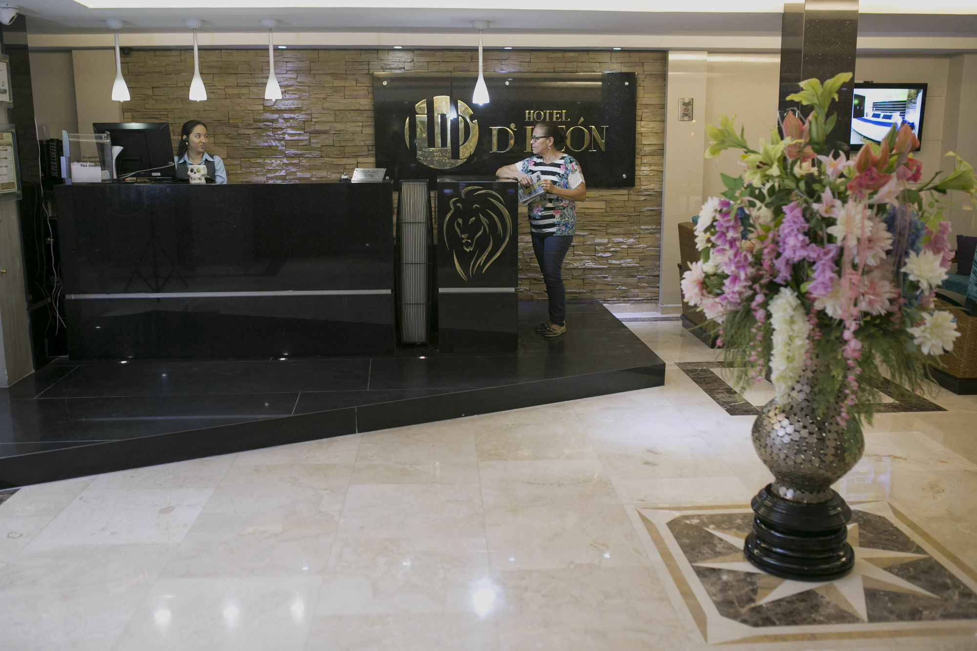 Hotel D' Leon Bucaramanga Exteriör bild